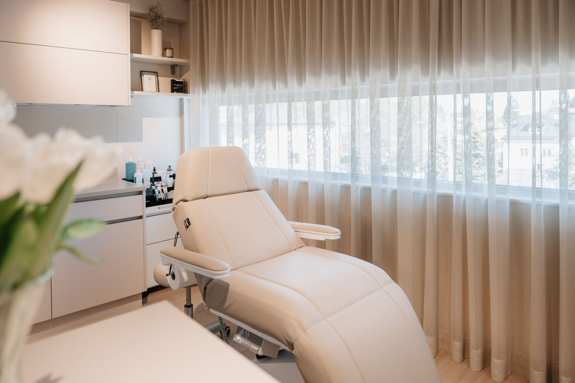 Hautärztin Dr. Nóra Eiler | Kosmetik