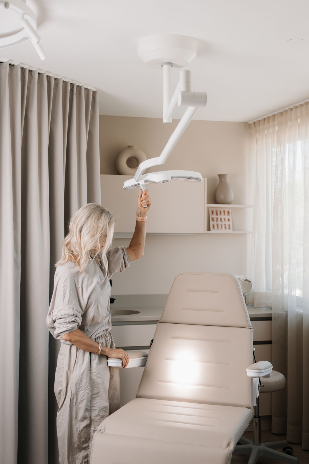 Hautärztin Dr. Nóra Eiler | Behandlungen